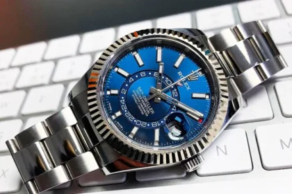 wach Rolex Sky Dweller