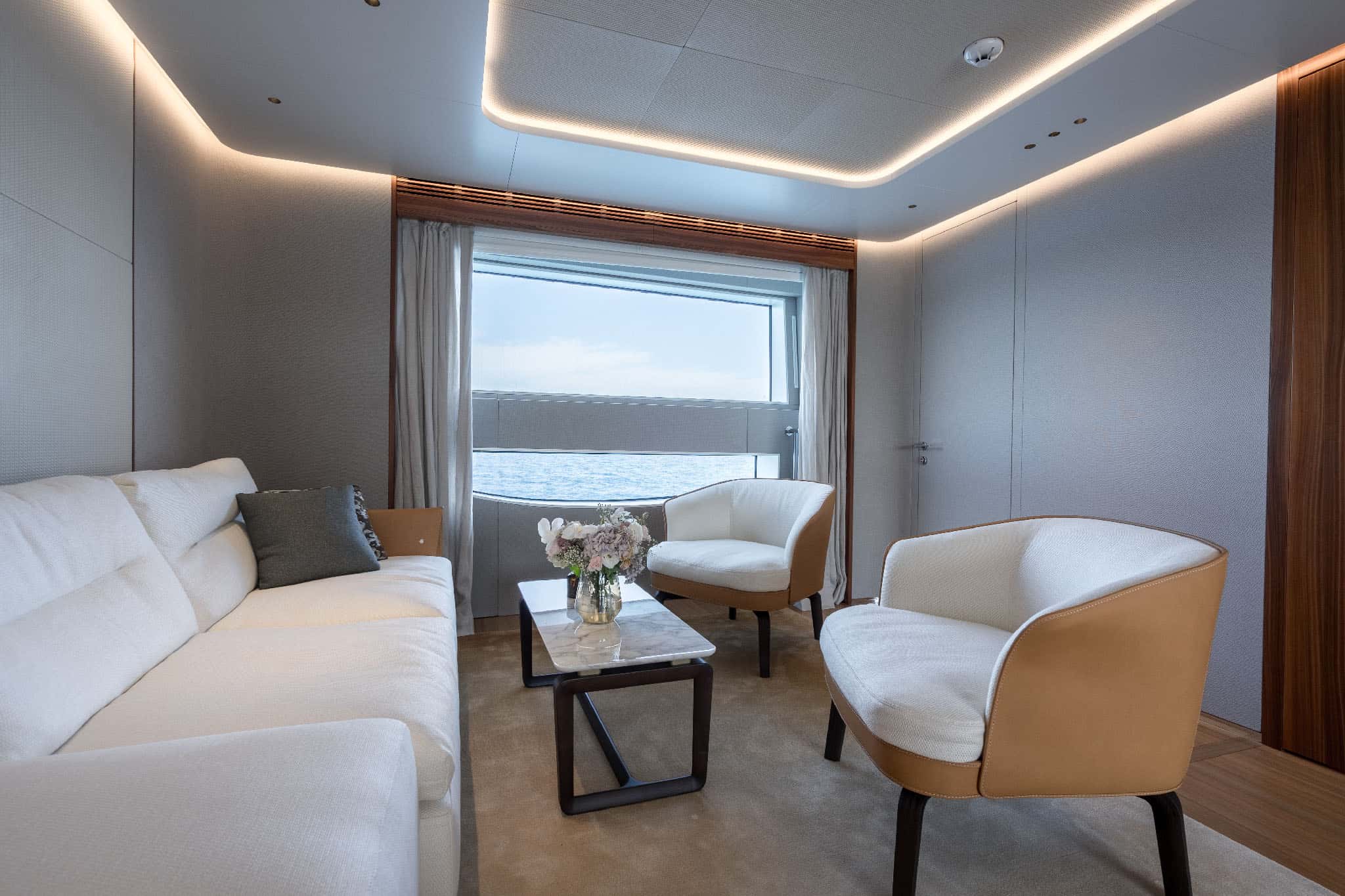 Sitting area in the master suite of Benetti Oasis 40M Oreos
