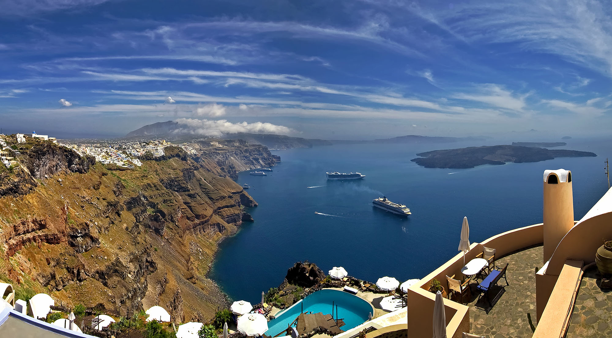 Santorini caldera and volcanic islands in the Aegean