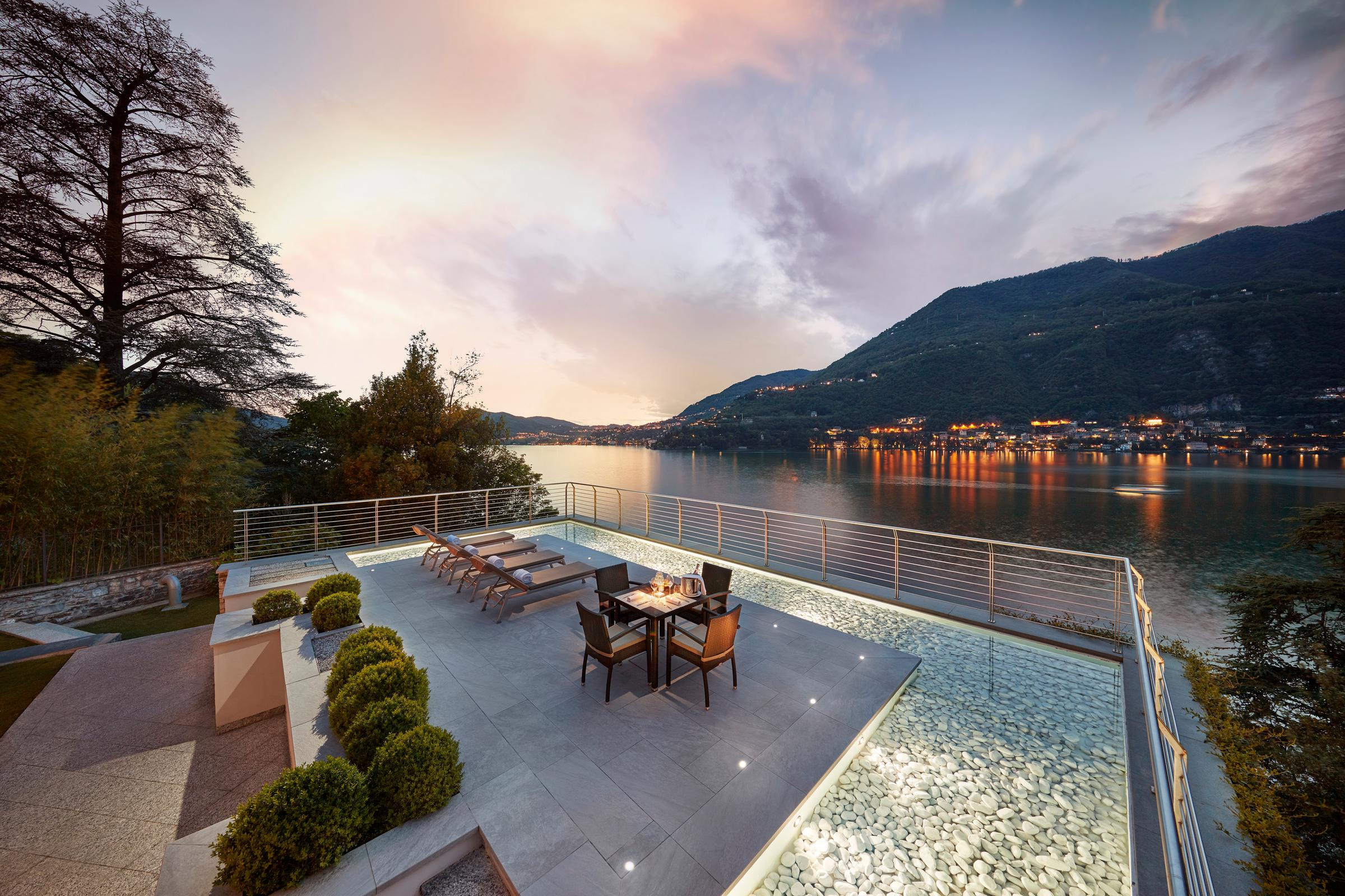 La Residenza Suite terrace overlooking Lake Como