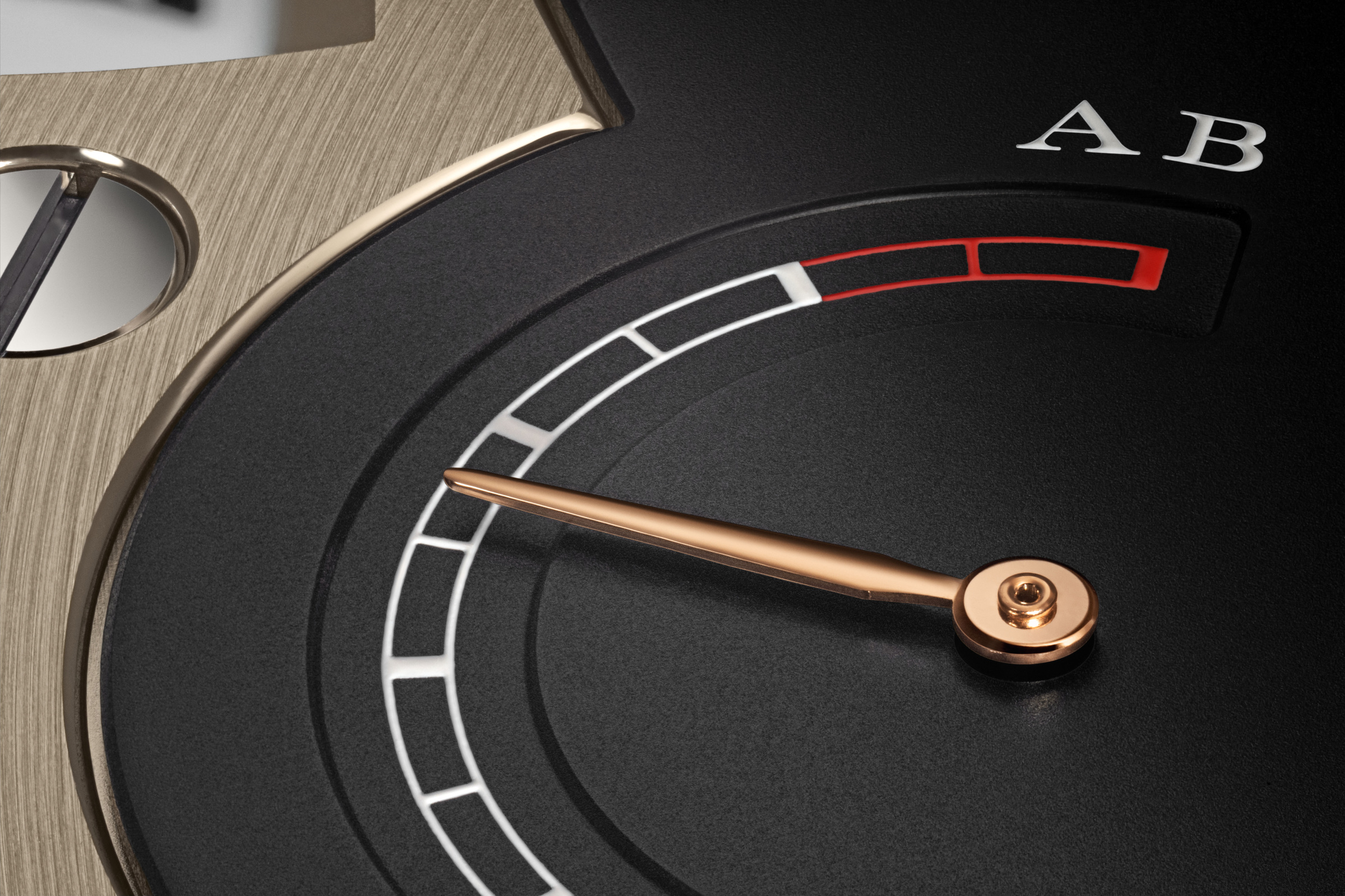 The power-reserve indicator with its final red segment
