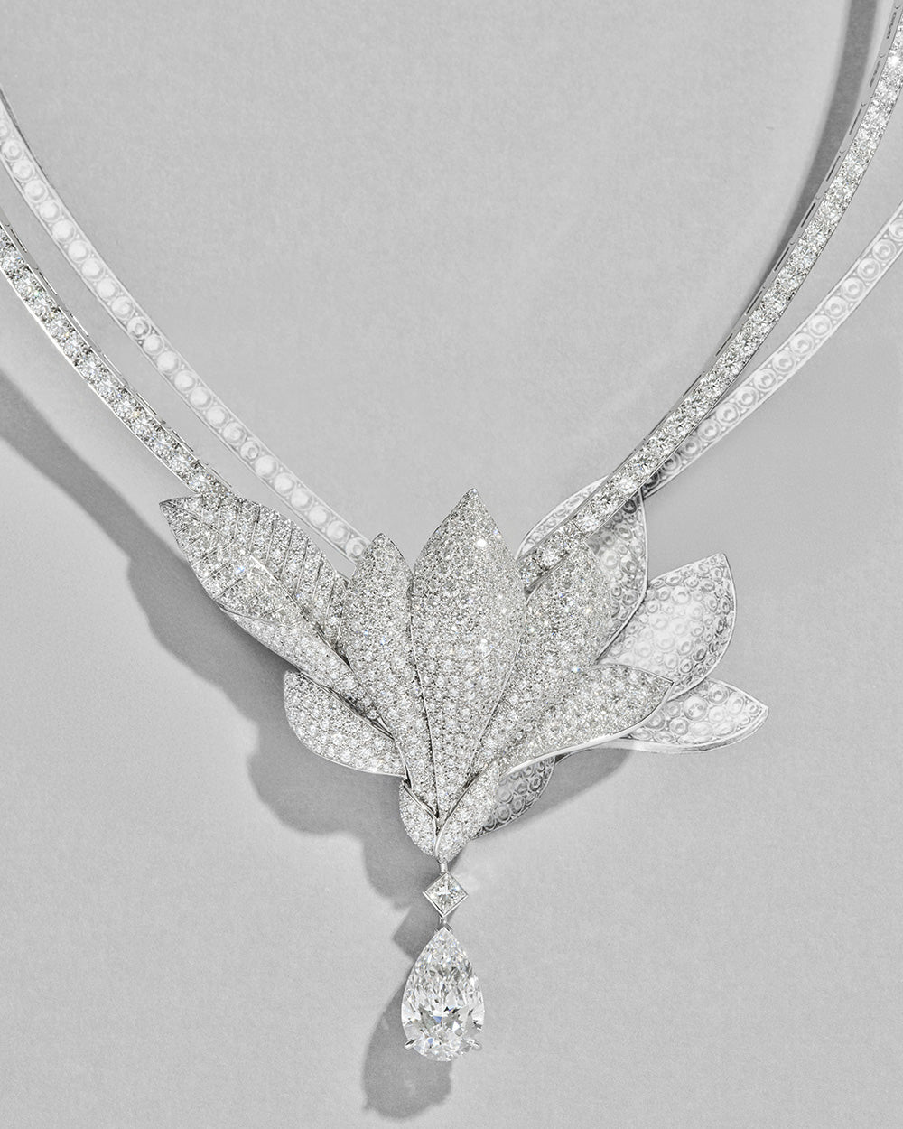 The Magnolia Grandiflora composition in an official detail photograph