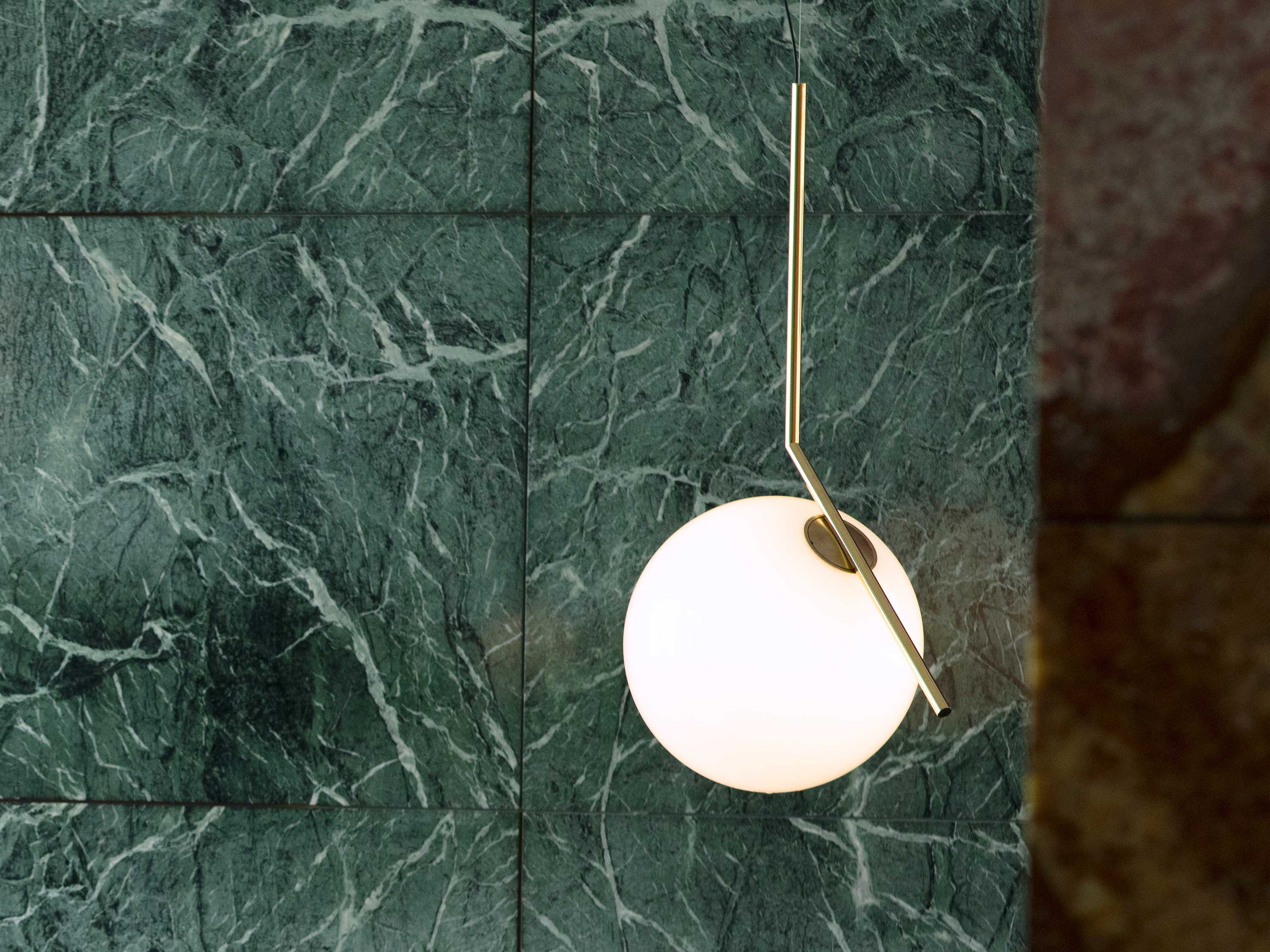 IC S3 10 Anniversary in the official green-stone setting
