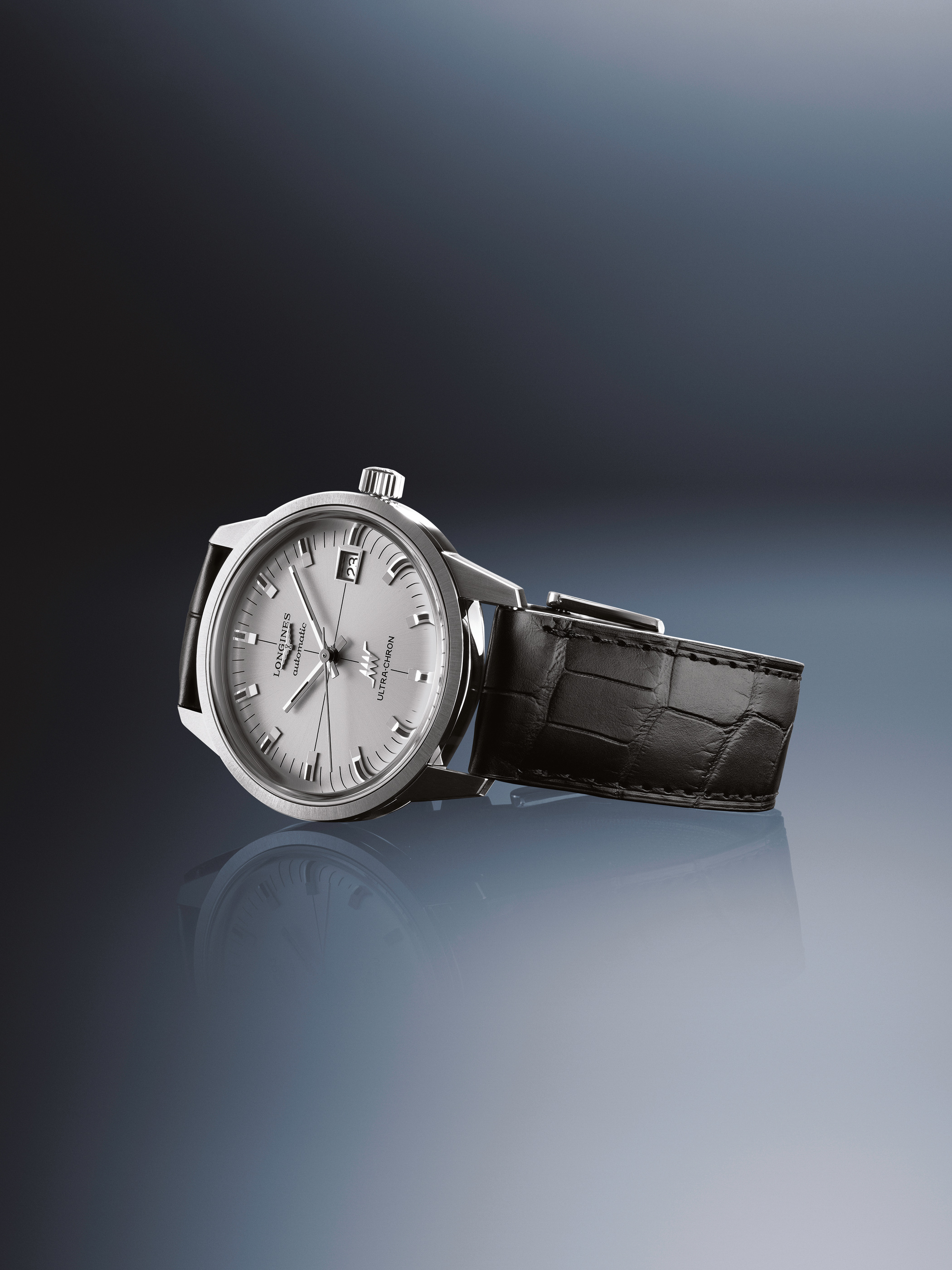 The 40 mm Ultra-Chron Classic on leather in its official campaign image.