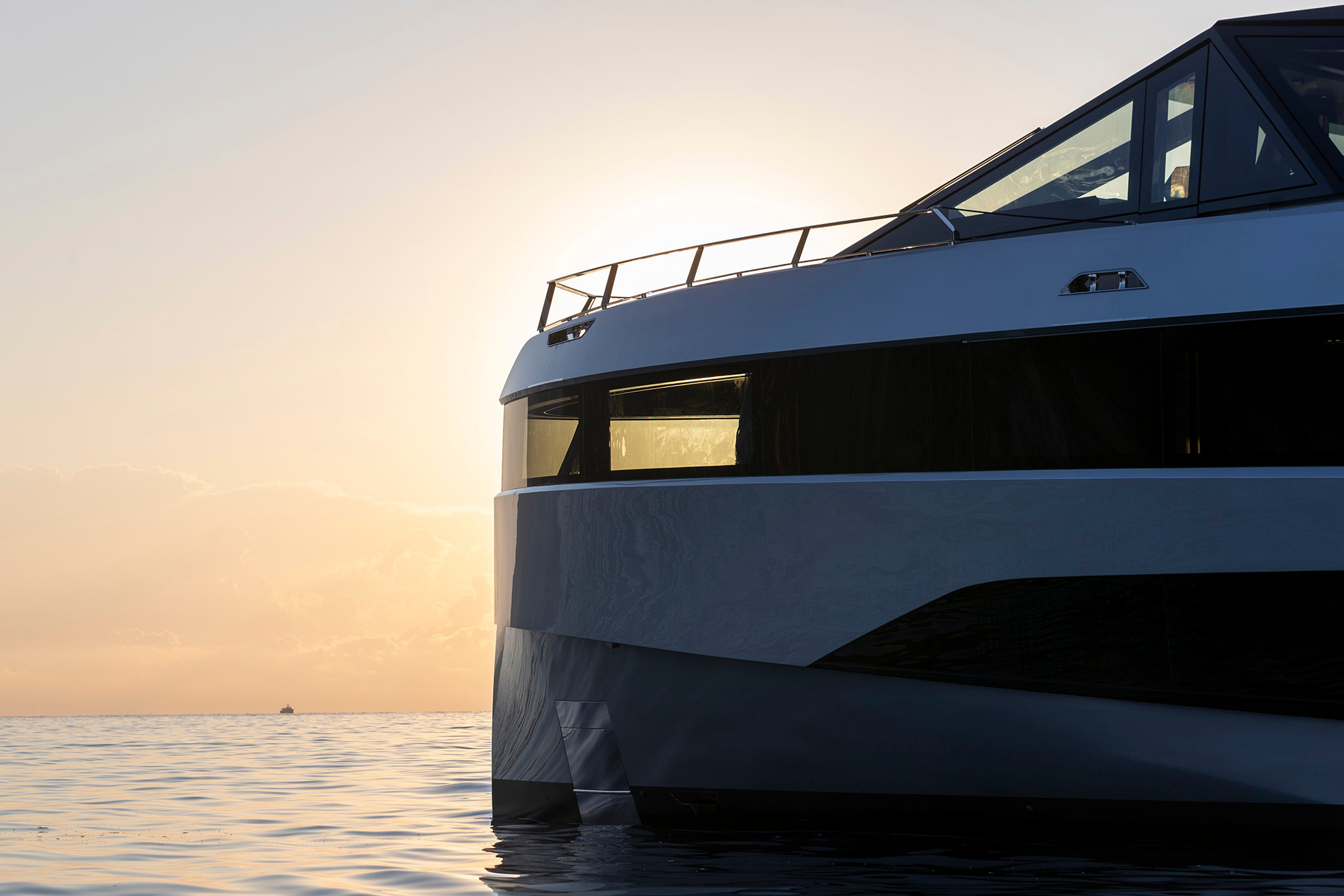 The glazed wallywhy200 bow in evening light.