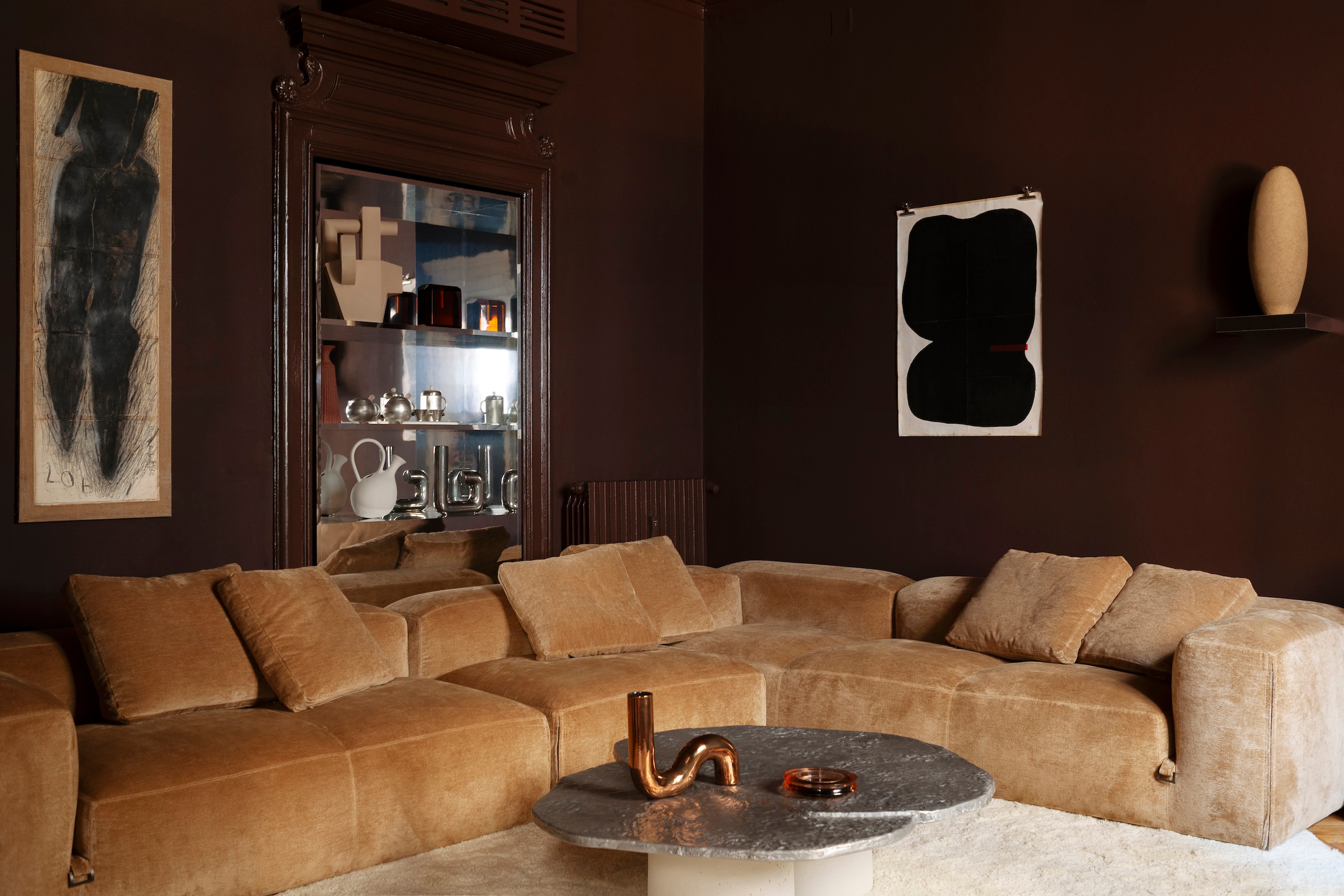 A furnished room in Studiopepe’s documented Tacchini showroom, Milan.