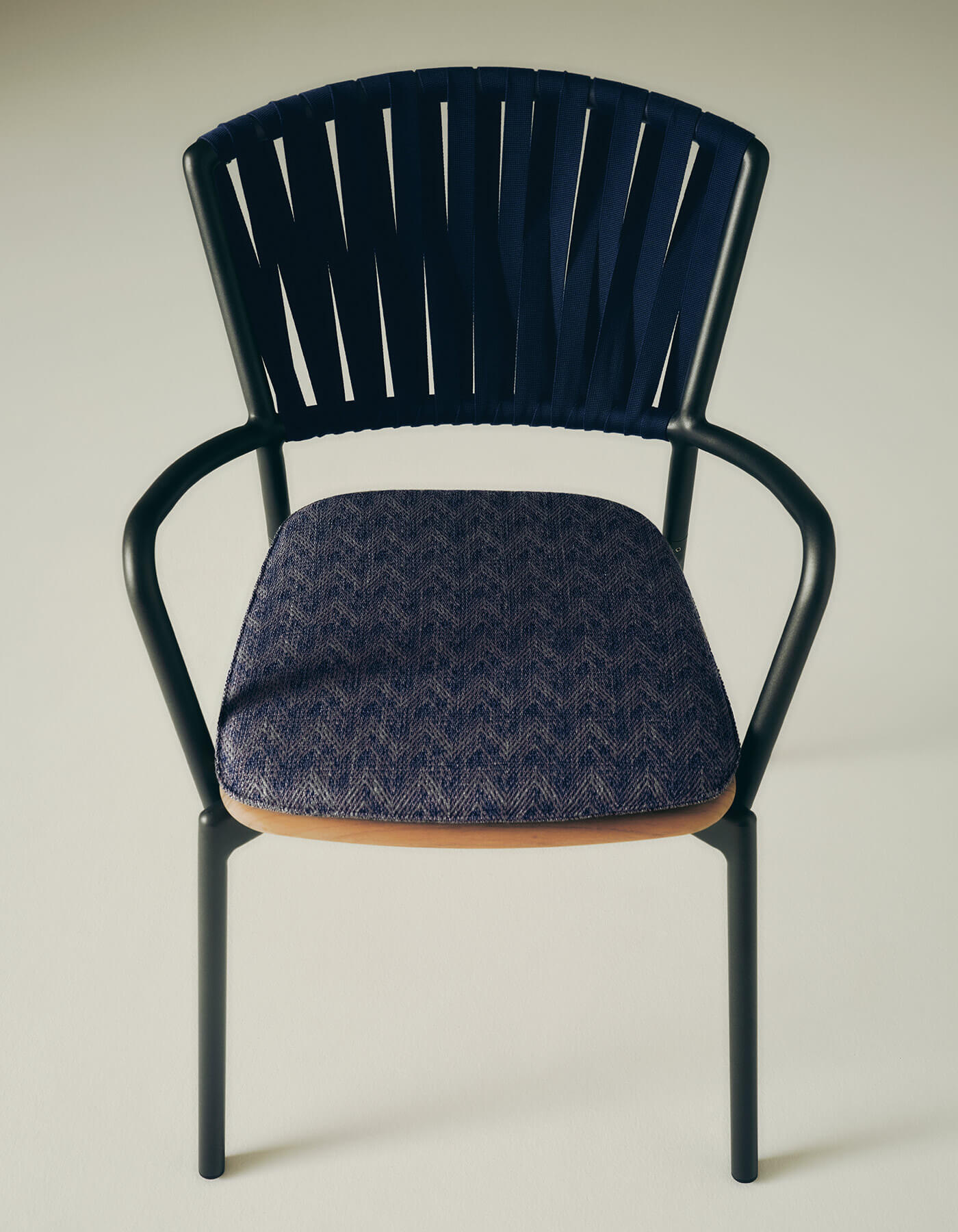 An identified Piper chair in RODA’s official imagery.