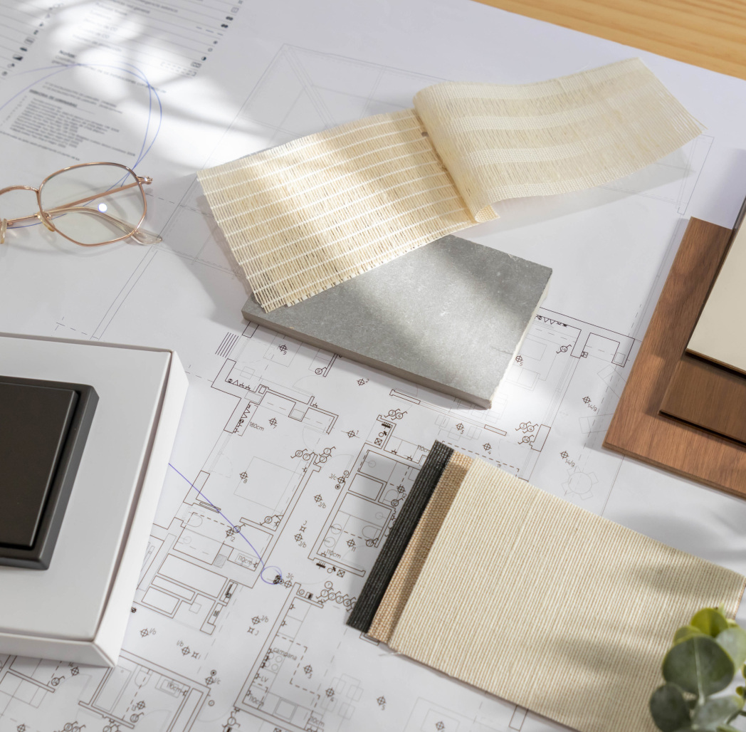 Samples and a plan in the manufacturer’s shading presentation.