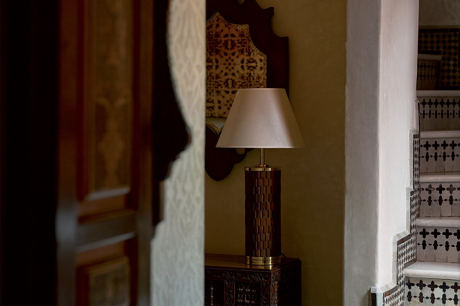 A threshold and decorative detail in Royal Mansour’s Premier riad imagery.