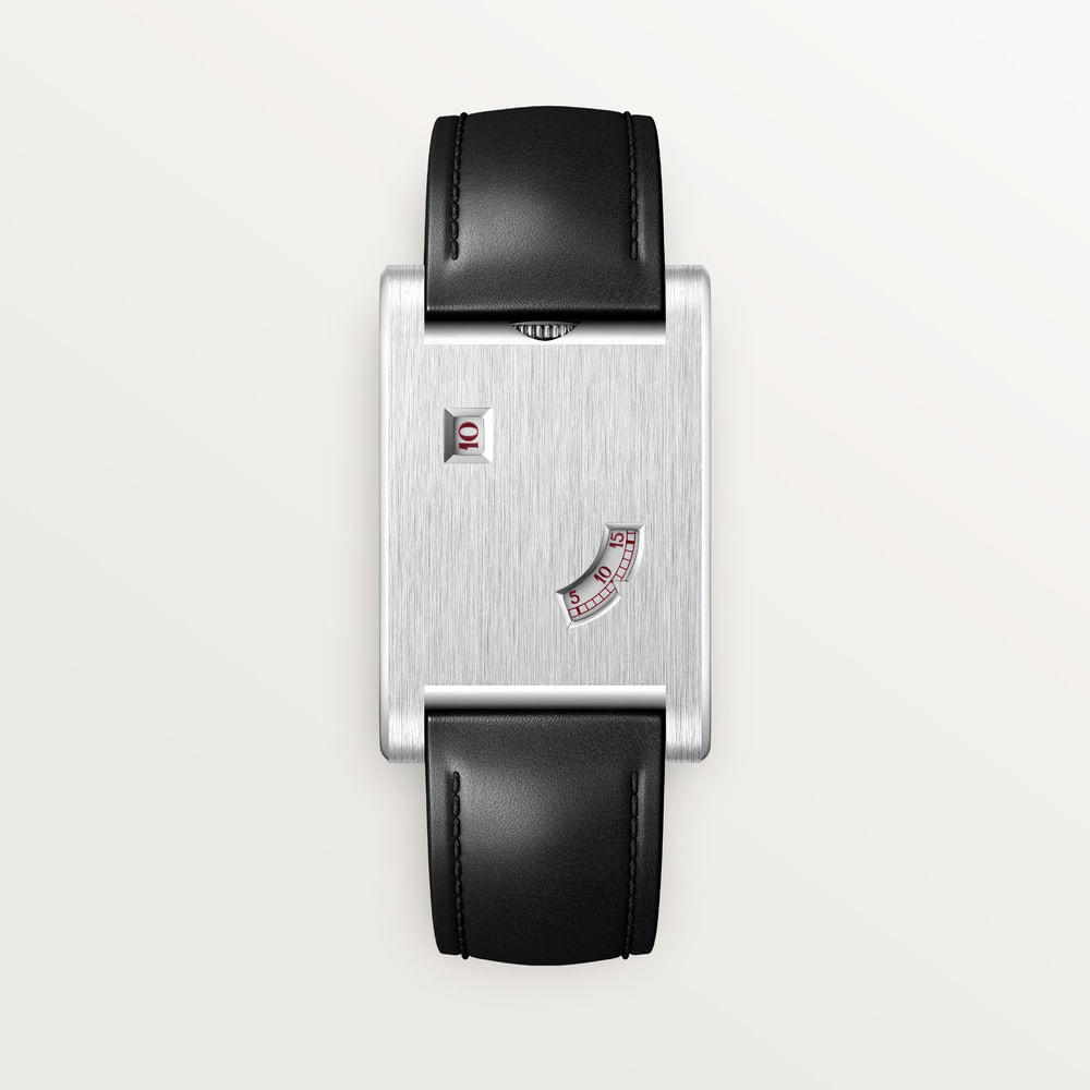 Platinum Tank à Guichets reference WGTA0392 with its ten-and-four aperture arrangement.
