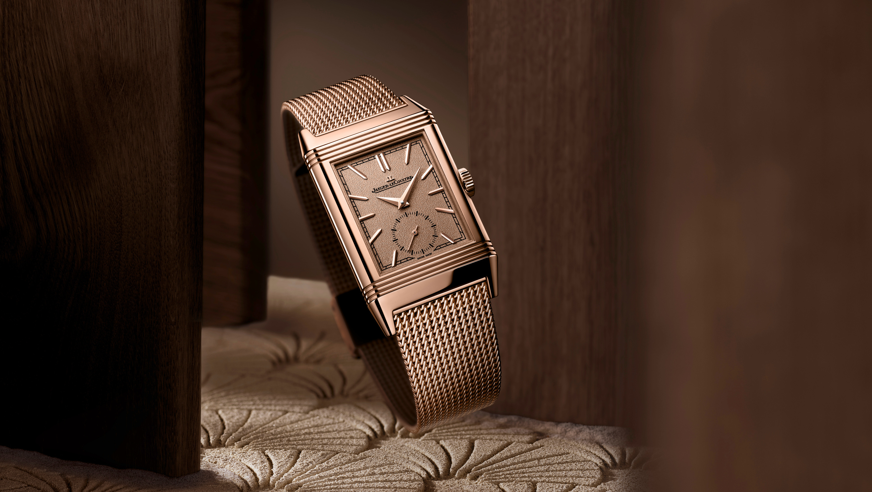 Reverso Tribute Monoface Small Seconds Q713216J in Jaeger-LeCoultre’s official still-life imagery.