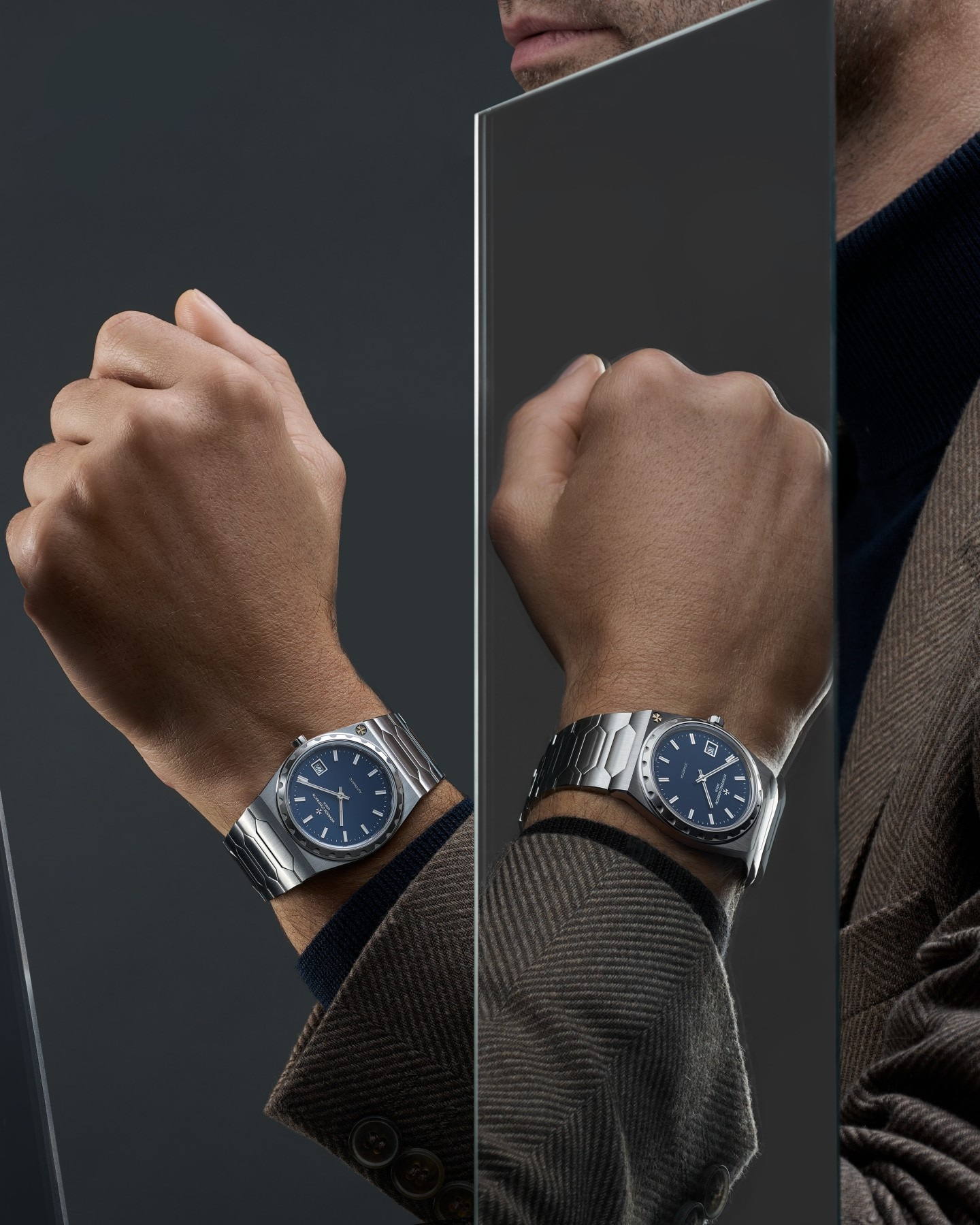 The steel 222 on the wrist in an official mirror composition.