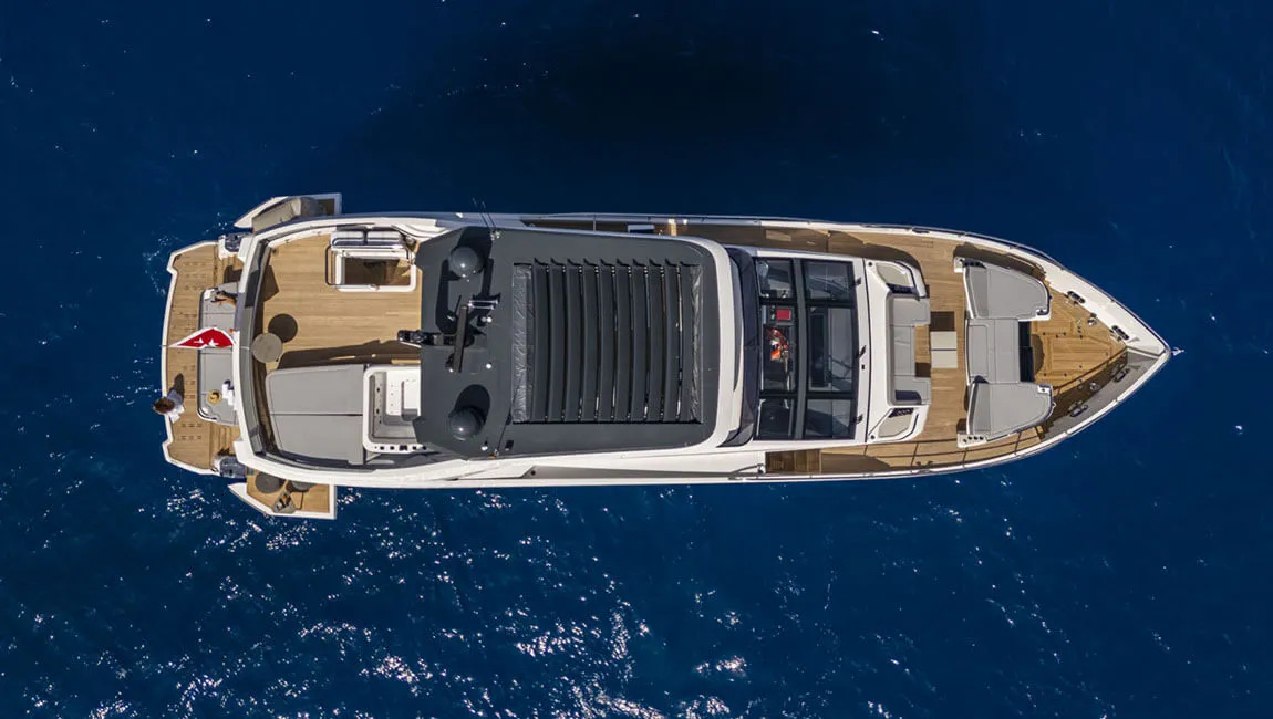 An overhead view of Pearl 82 shows the relationship between flybridge and foredeck.